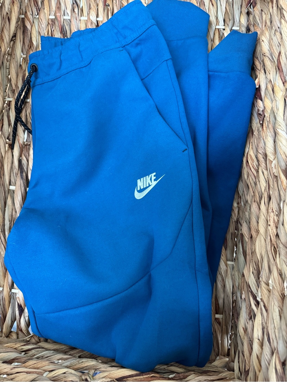 Men’s Nike Blue tech fleece Joggers size S